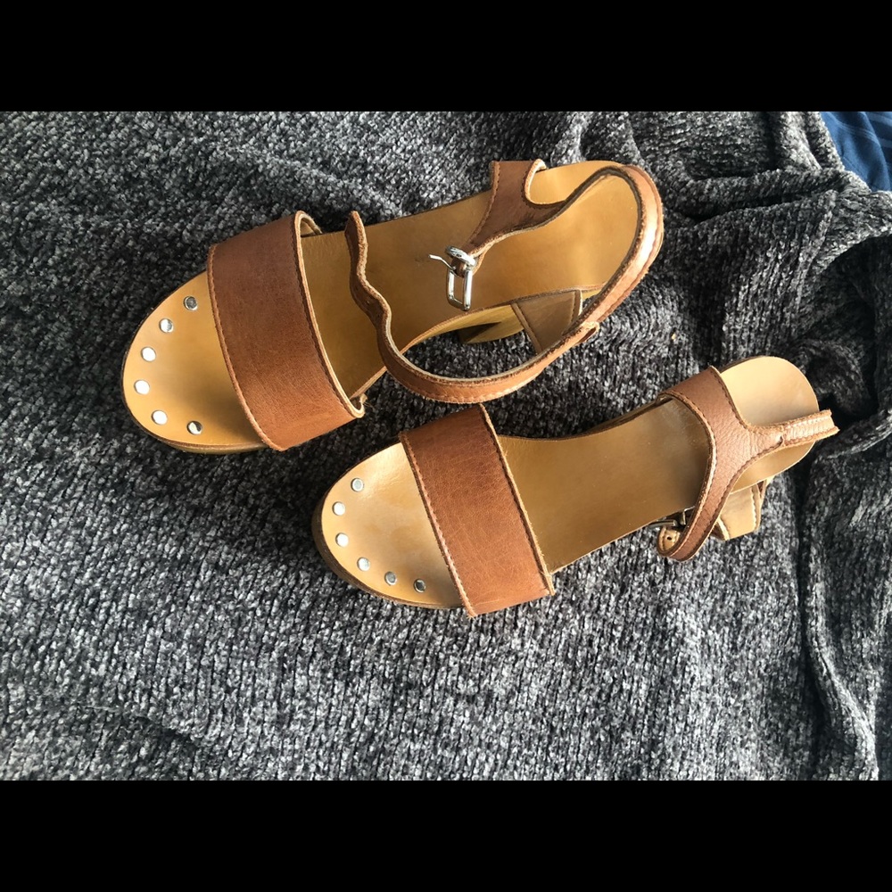 Chunky heels